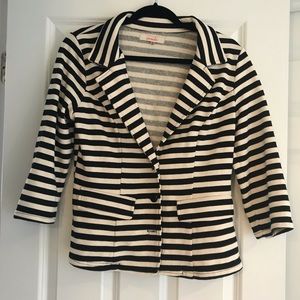 Cute and comfy blazer